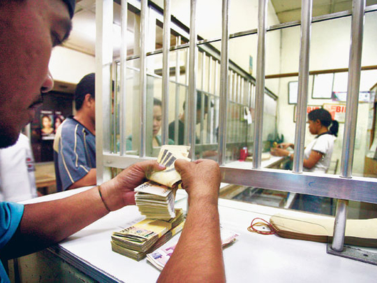 Philippine peso drops to 51.40 vs US$: Will it slide further?