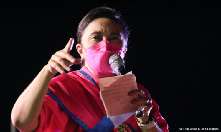 Robredo: How can a candidate be against corruption without paying taxes?