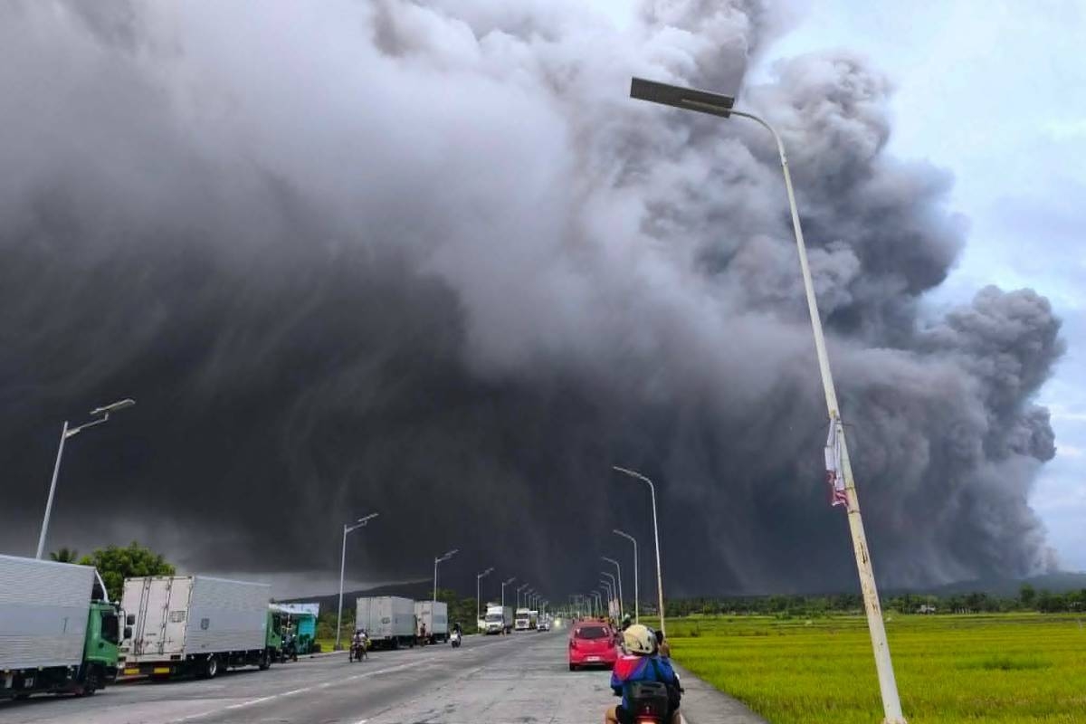 Govt issues one-month moratorium on housing payments for Mayon-affected residents in Bicol